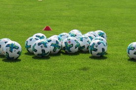 中国足球定位球战术效果，足球定位球动作要领