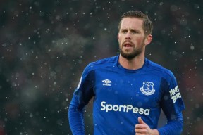 博卡青年硬碰本菲卡，风格对决引关注，博卡vs